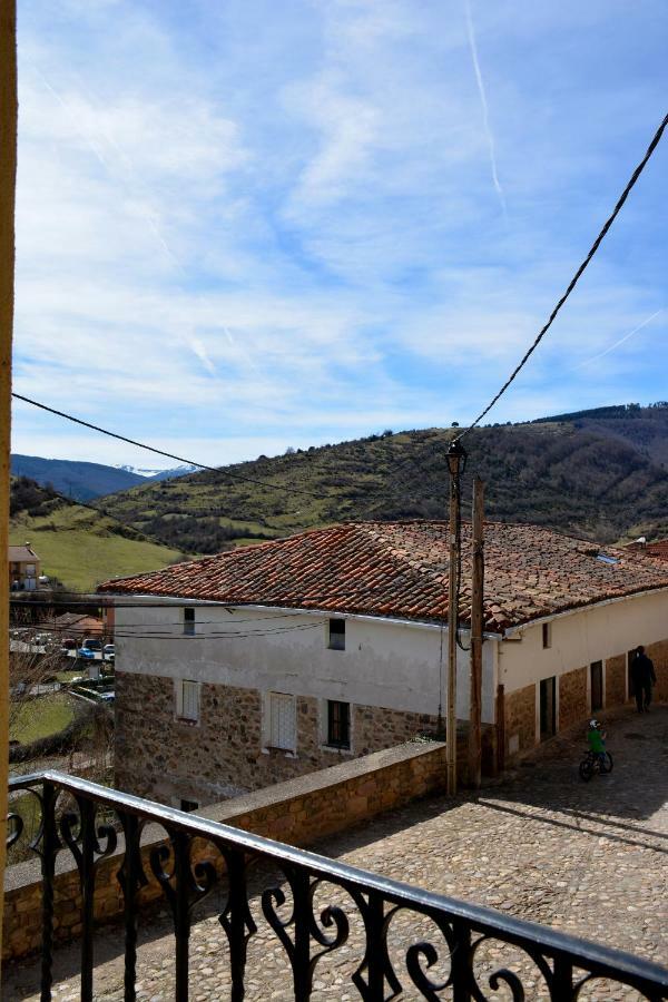 Posada Hoyos De Iregua Villoslada de Cameros Extérieur photo